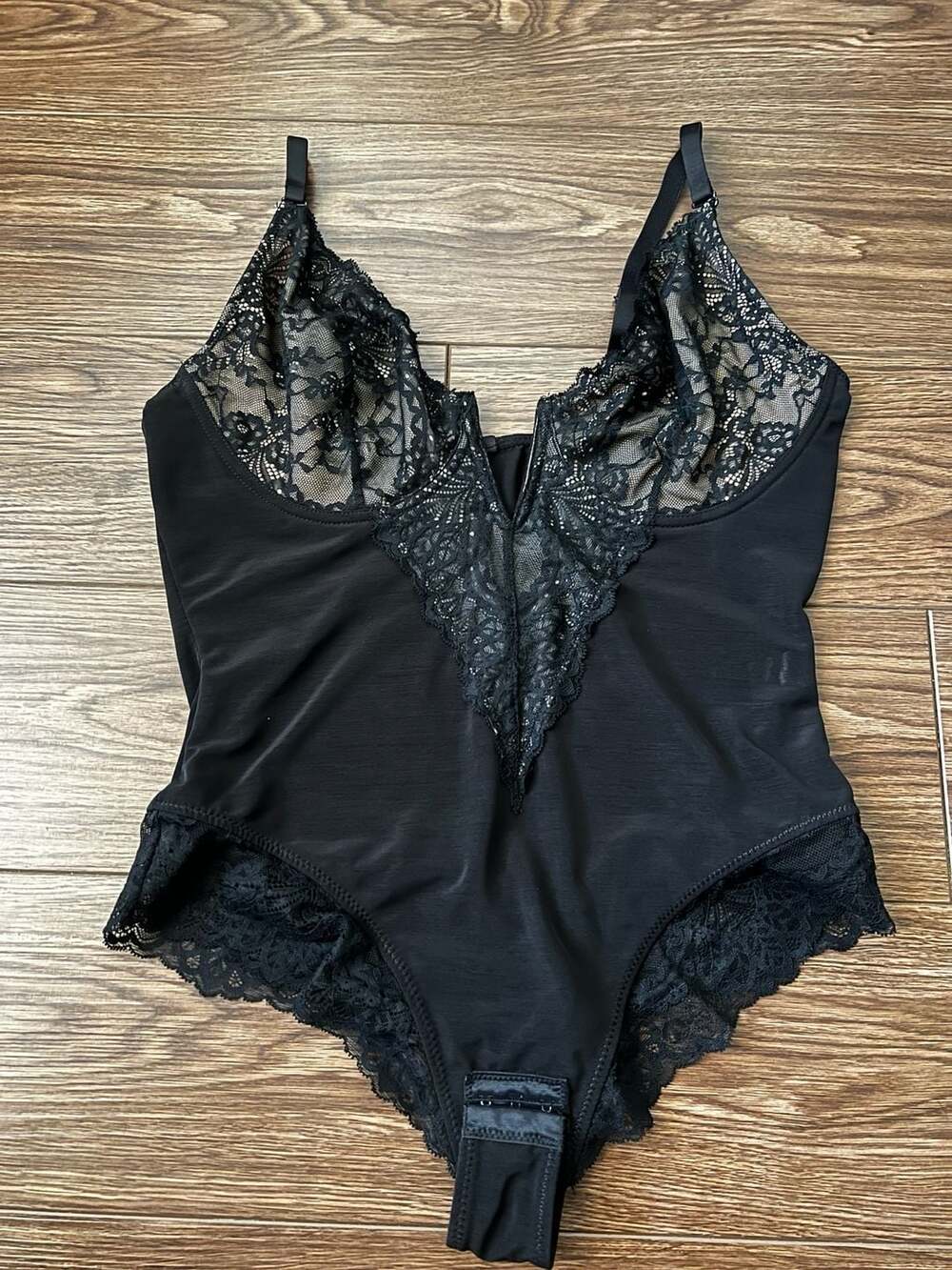 As seen on Jen Hamilton!! Popilush Lace Shapewear Bodysuit Size L Black